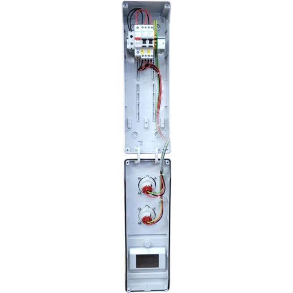 csp6pt_box_open_showing_the_internal_breakers_and_plugs